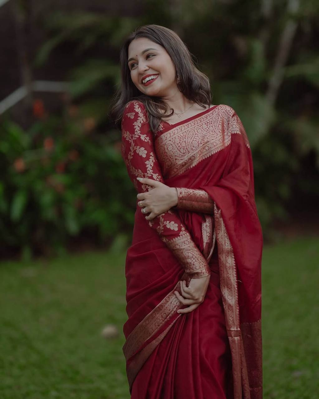 Maroon Soft Lichi Slk Jacquard Work Saree