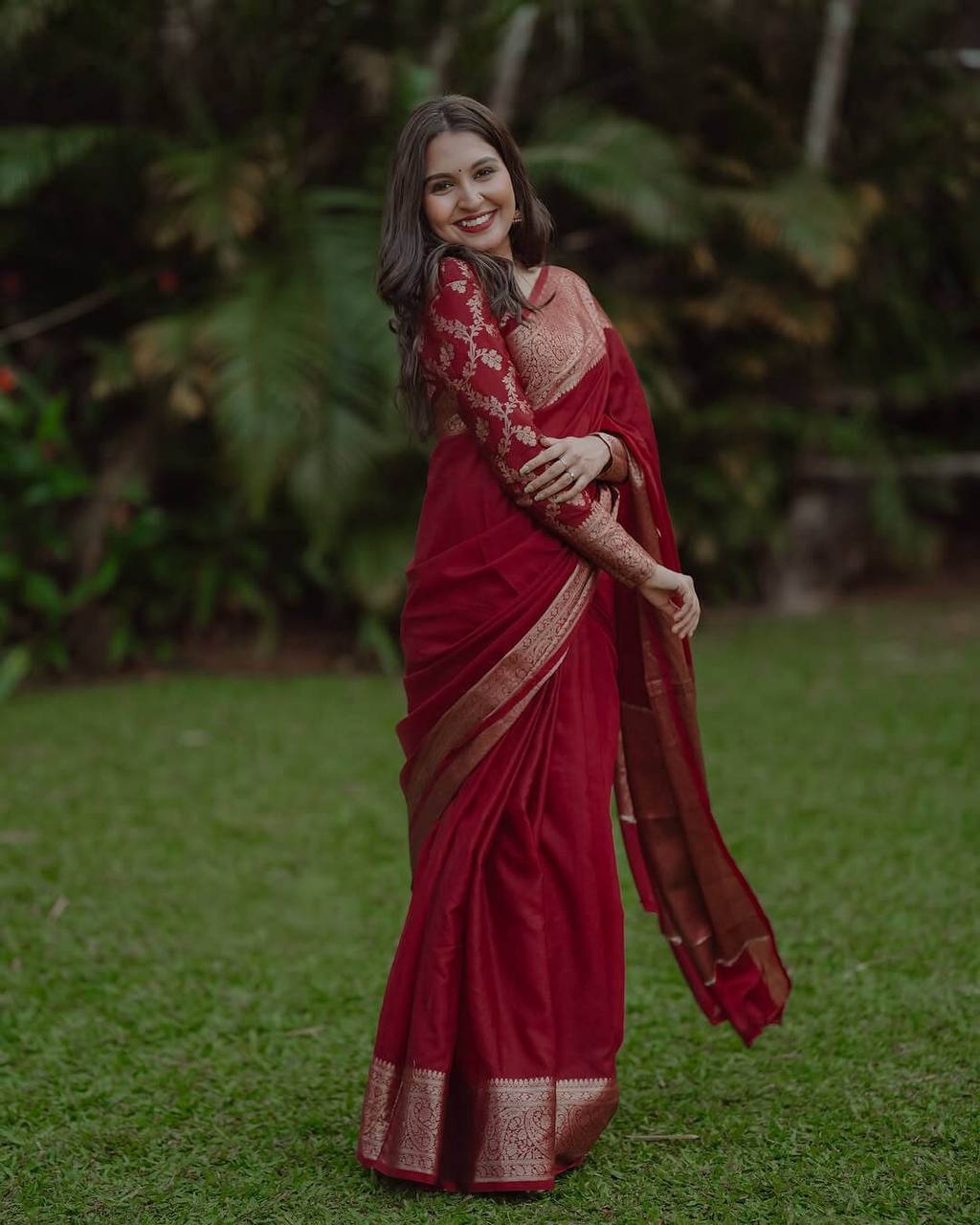 Maroon Soft Lichi Slk Jacquard Work Saree