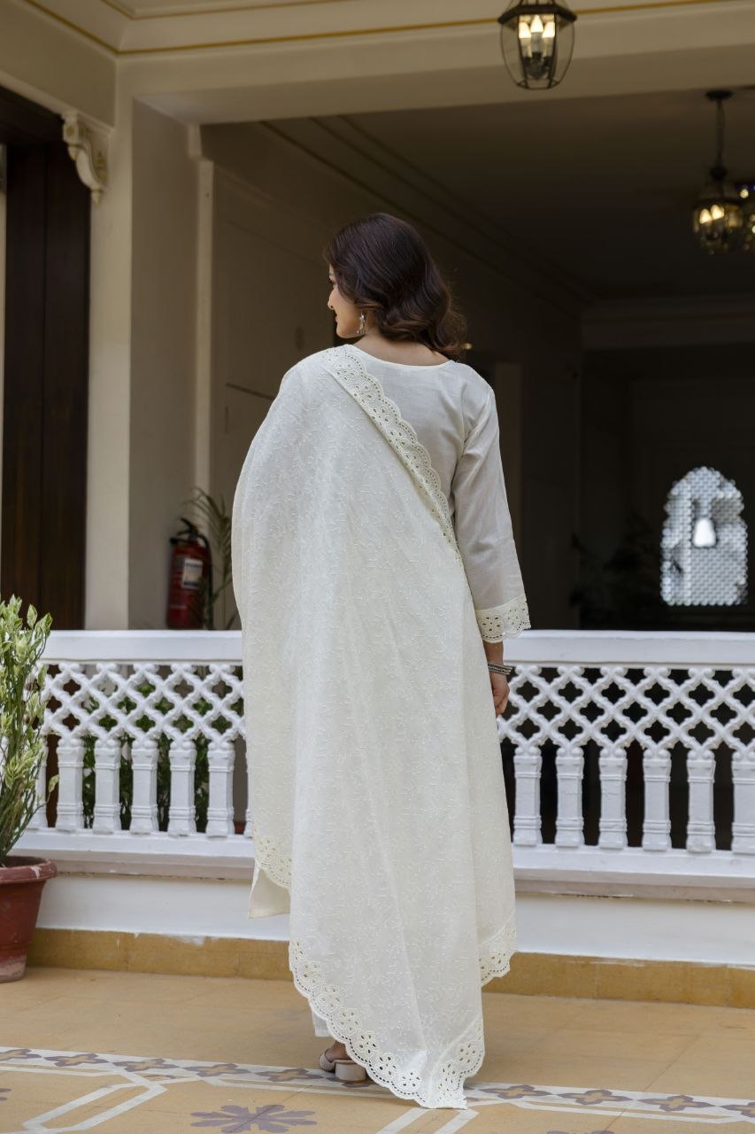 White Cambric Cotton Boring Chikan Kari Work Kurti Set