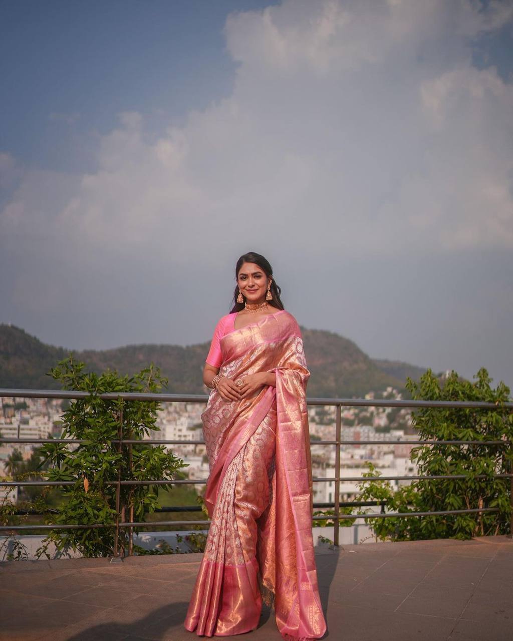 Light Pink Designer Soft Lichi Silk Jacquard Work Saree