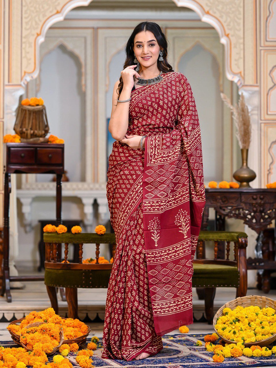 Matching blouse piece of cotton red printed saree – ready to wear stitched sari set