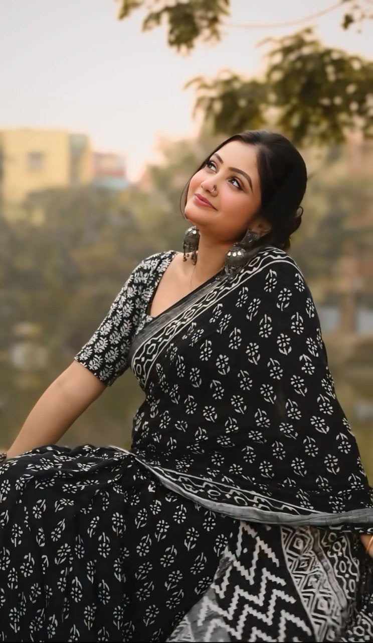 Ready To Wear Cotton SIlver Black Printed Saree