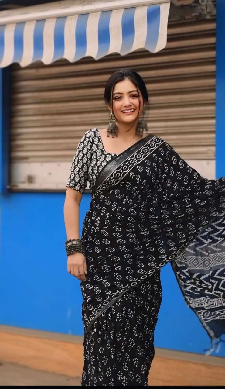 Ready To Wear Cotton SIlver Black Printed Saree