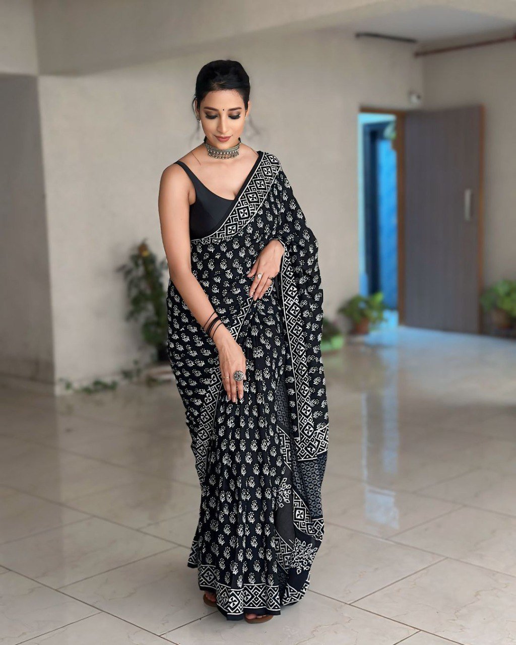 Ready To Wear Cotton Black Printed Saree
