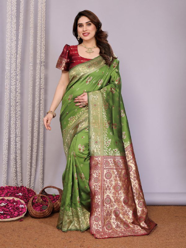 Leaf Green And Red Banarasi Soft Silk Saree