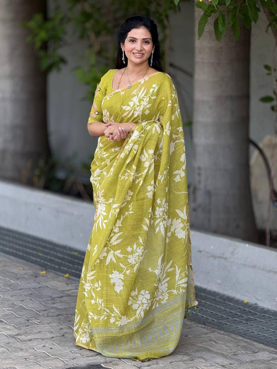 Green Soft Linen Digital Printed Saree