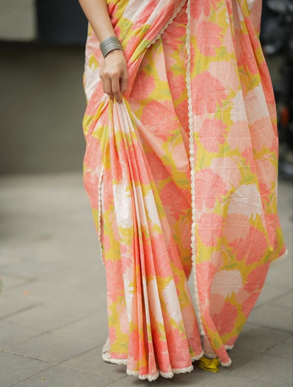 Multi Digital Printed Soft Linen Saree