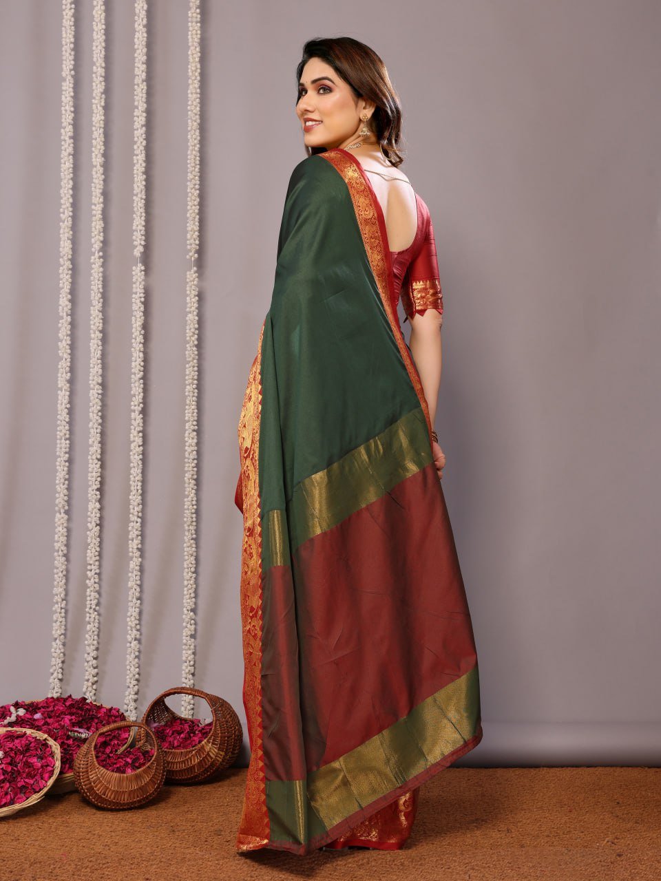 Green And Red Banarasi Soft Silk Jacquard Weave Saree