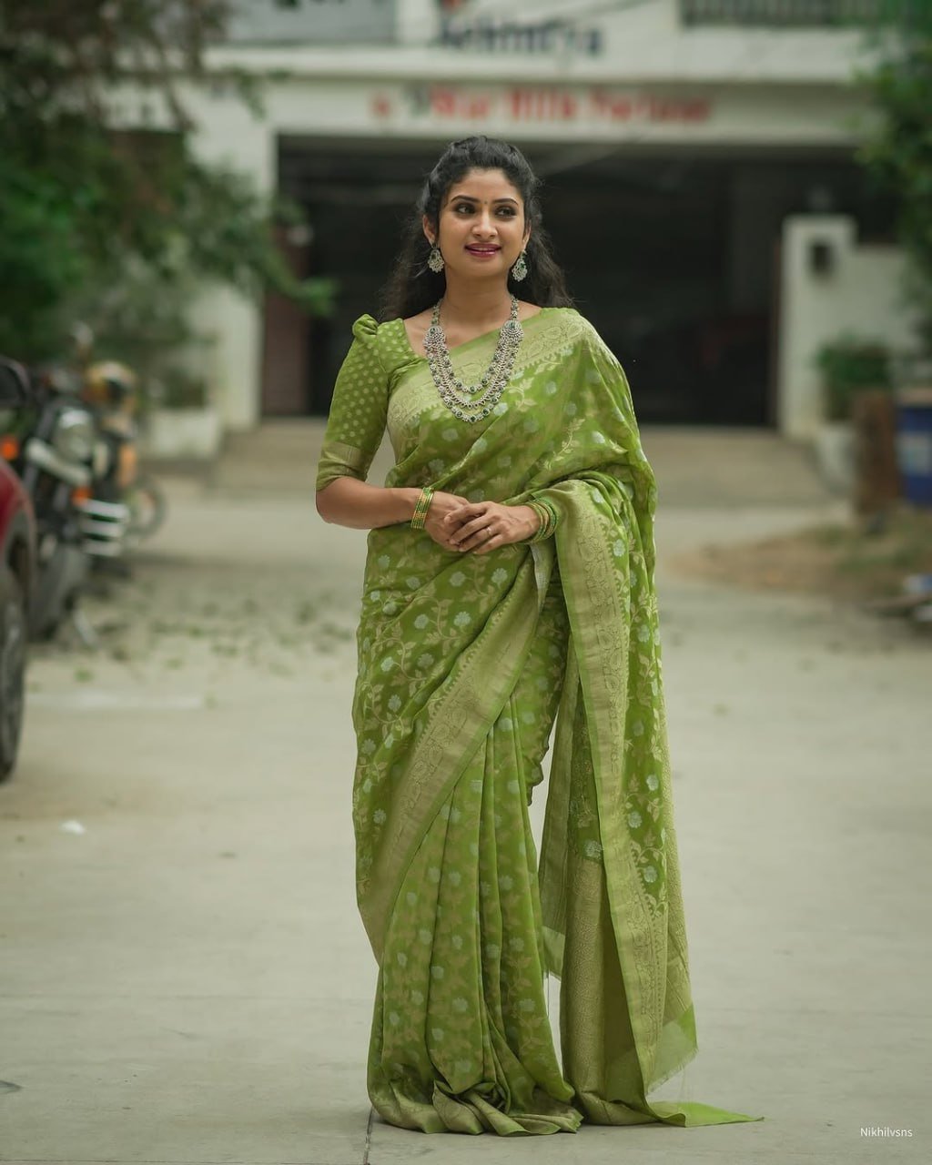 Leaf Green Banarasi Soft Silk Jacquard Border Saree