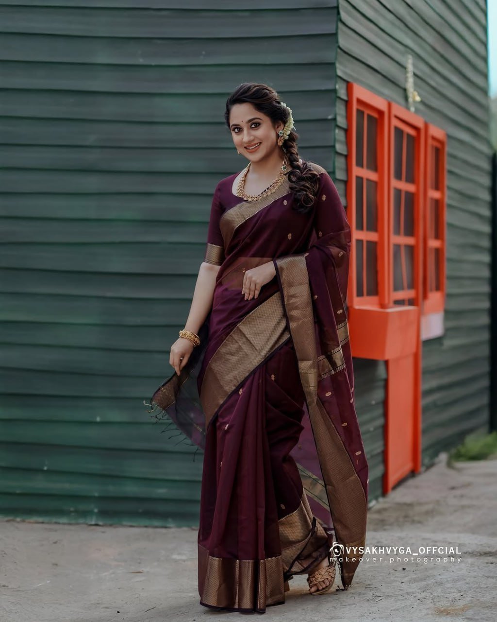 Dark Maroon Banarasi Soft Silk Jacquard Border Saree