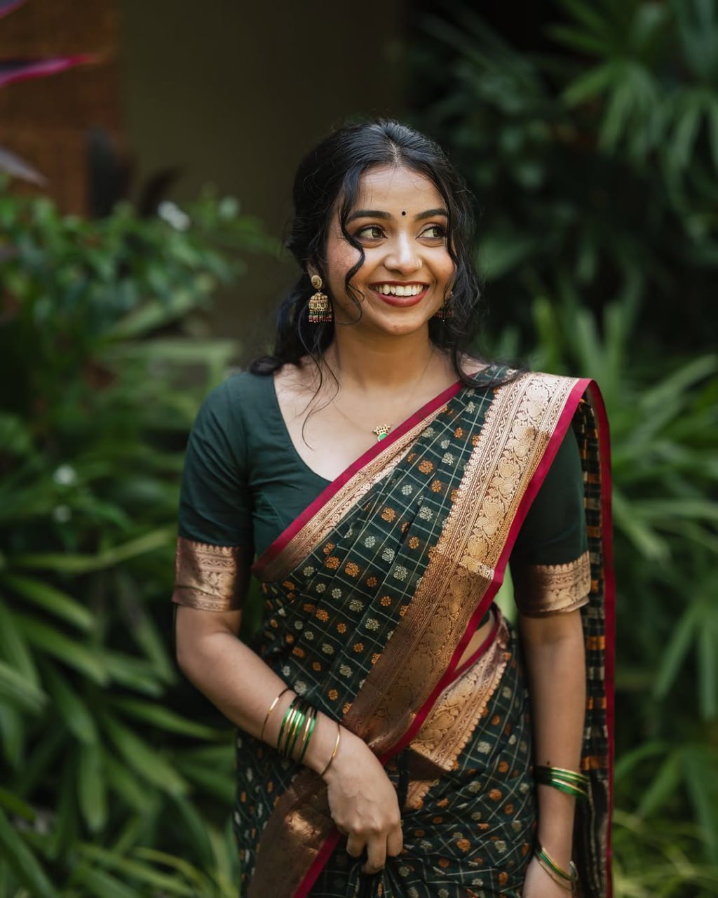 Green Beautiful Printed Banarasi Soft Silk Saree