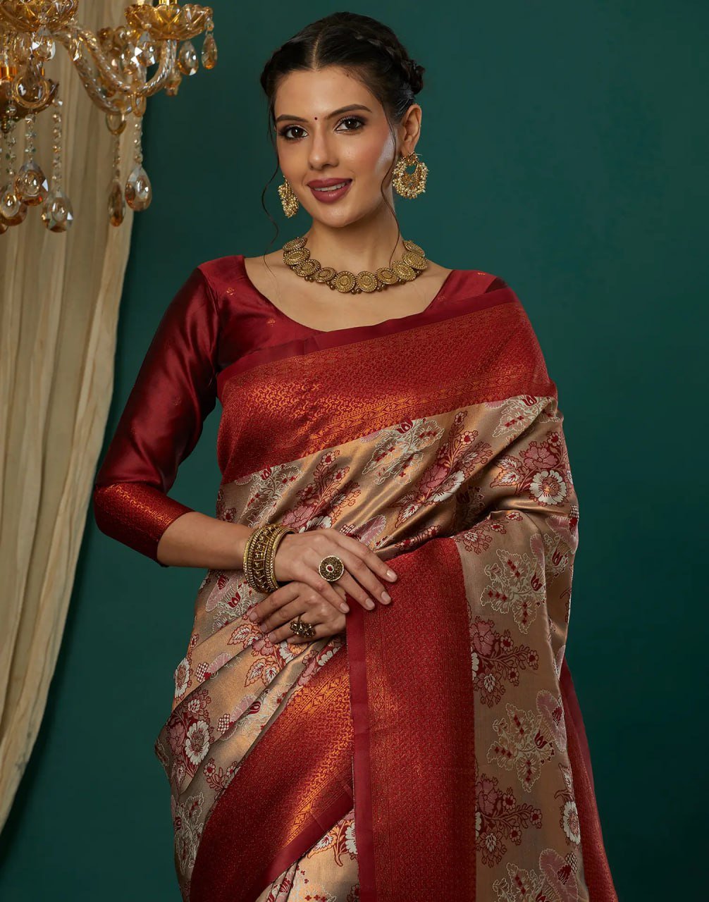 Red Beautiful Banarasi Soft Silk Saree
