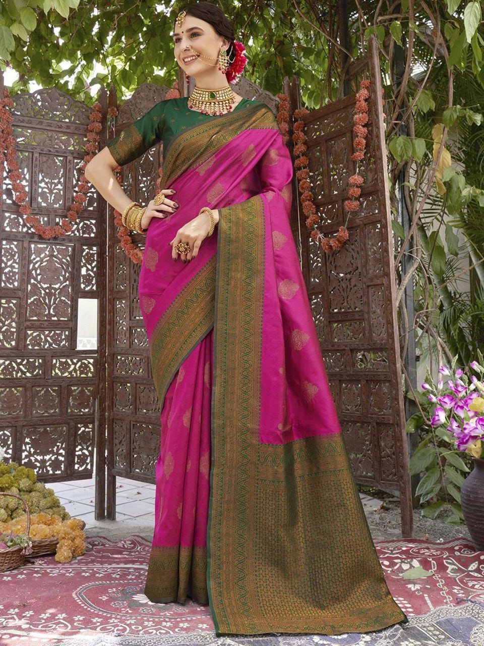 Pink Green Beautiful Banarasi Soft Silk Saree
