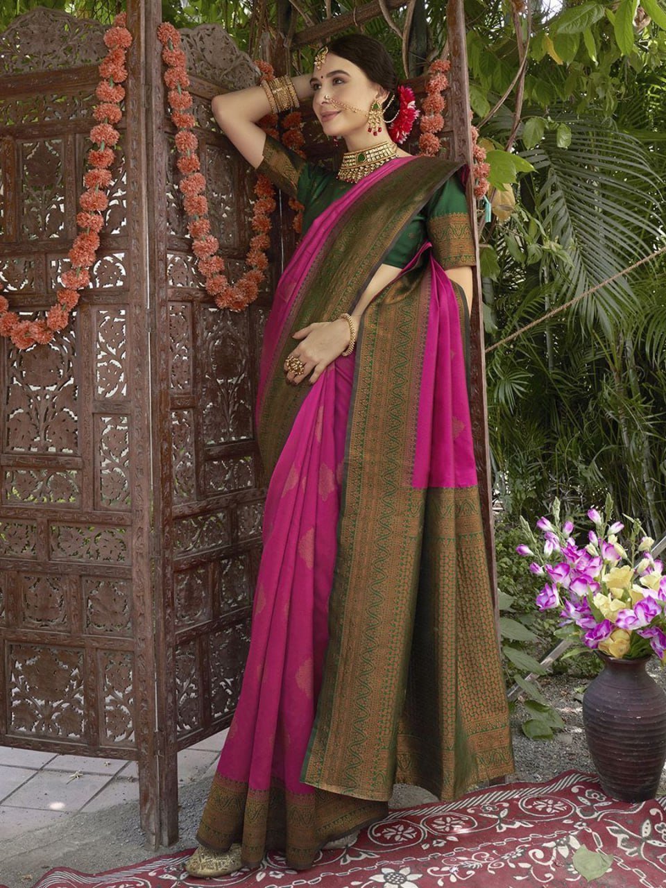 Pink Green Beautiful Banarasi Soft Silk Saree