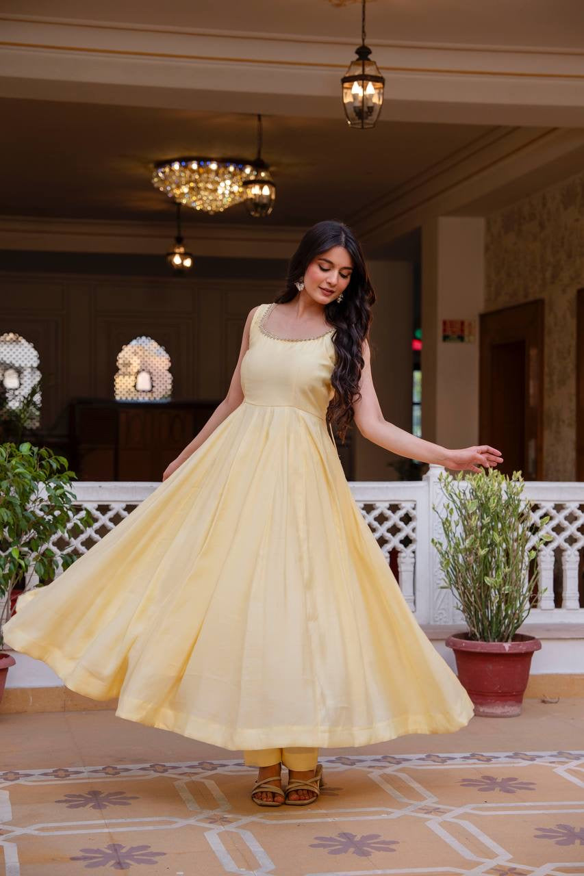 Yellow Roman Cotton Jarkan Lace Sleeveless Kurti Set 