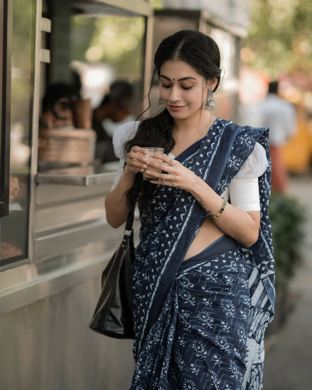 Black Cotton Pinted Ready To Wear Saree