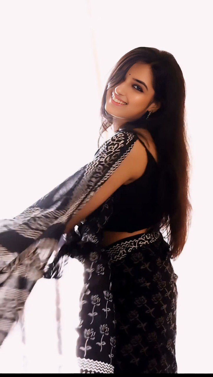Black Cotton Weaving Ready To Wear Saree