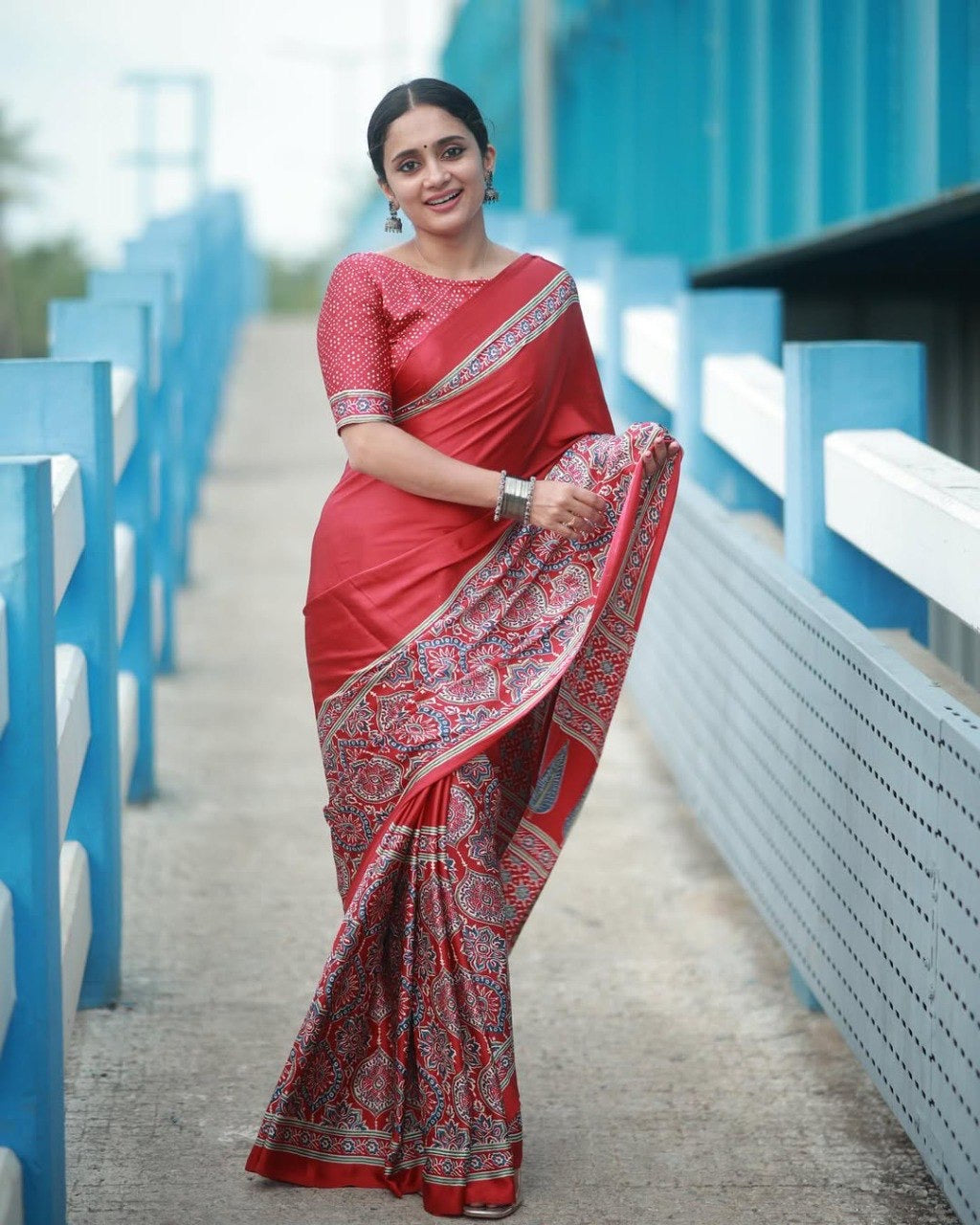Red Crape Silk Printed Ready To Wear Saree