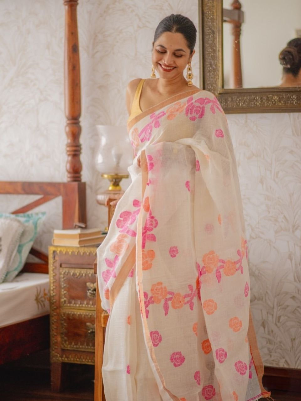 White Plain Soft Linen Digital Printed Saree