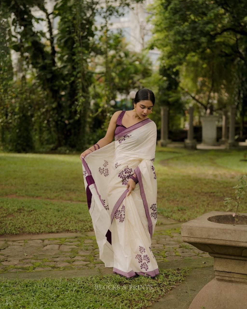 Purple With White Linen Digital Printed Saree