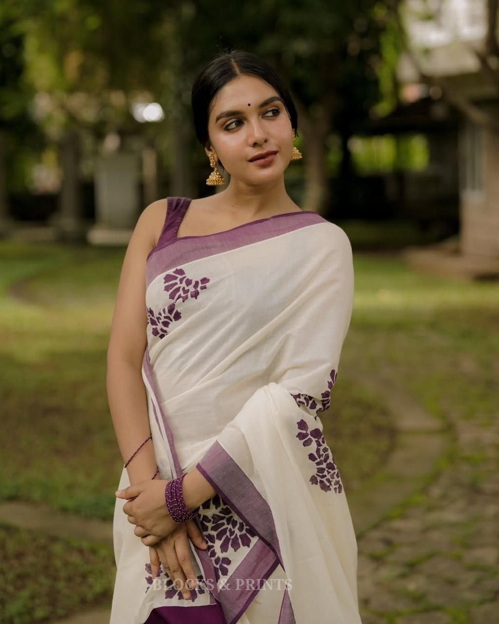 Purple With White Linen Digital Printed Saree
