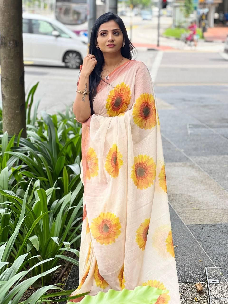 Flower Designed Linen With Zari Work Saree