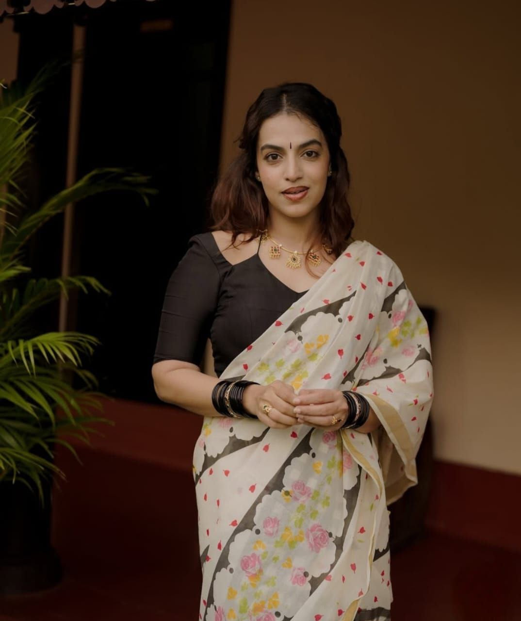 White Linen With Gold Zari Border Saree