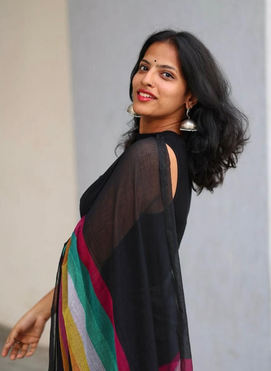 Black Plain Linen Digital Printed With Fumka Saree