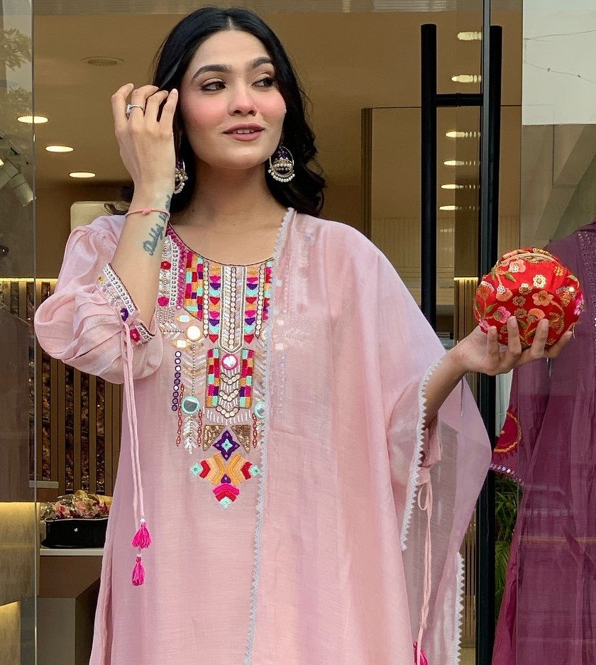 Bany Pink Tesla Embroidered Kurta Set 