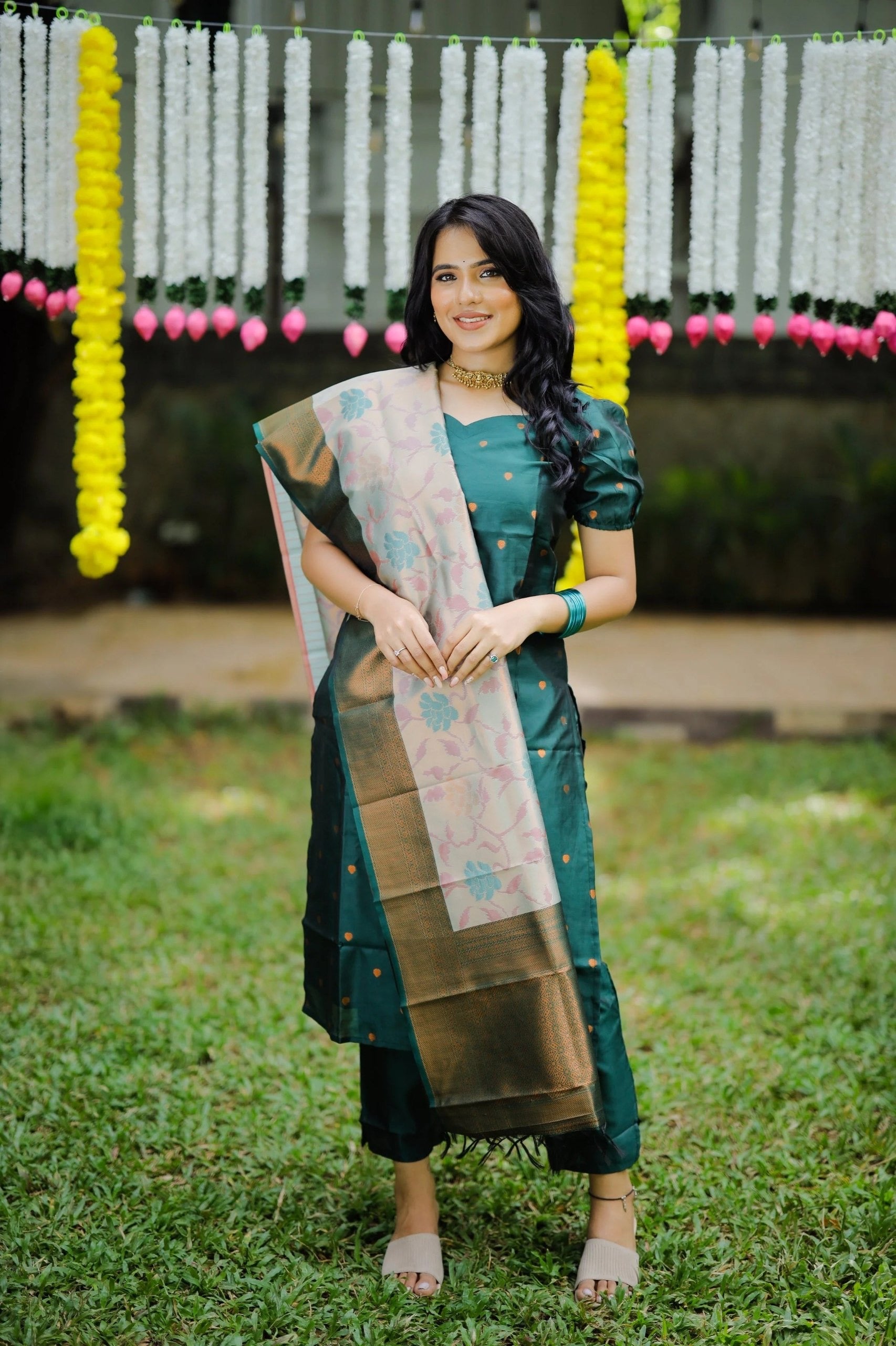Cerulean Jacquard Weaving Kurta Set 