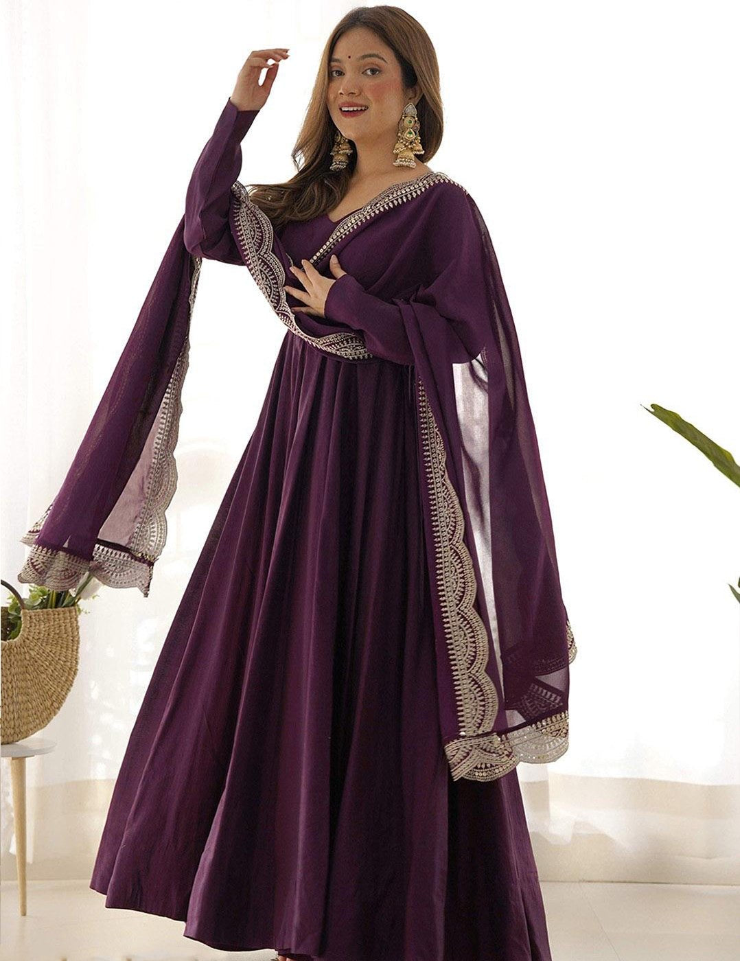 Wine Georgette Solid Sweetheart Neck Kurta Set 