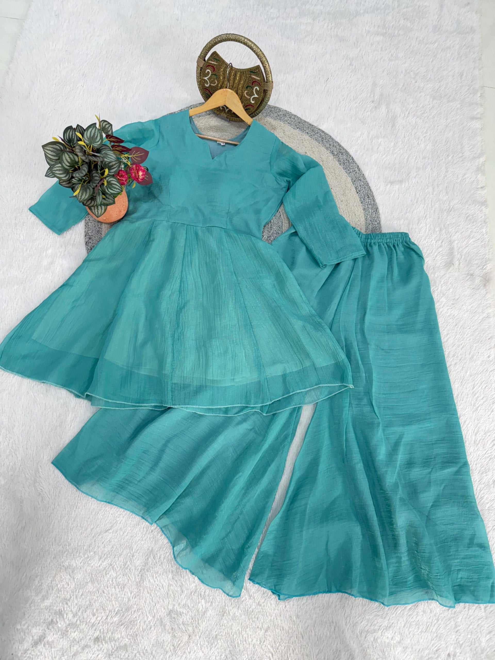 Crunchy Silk Full Sleeve Suit Set