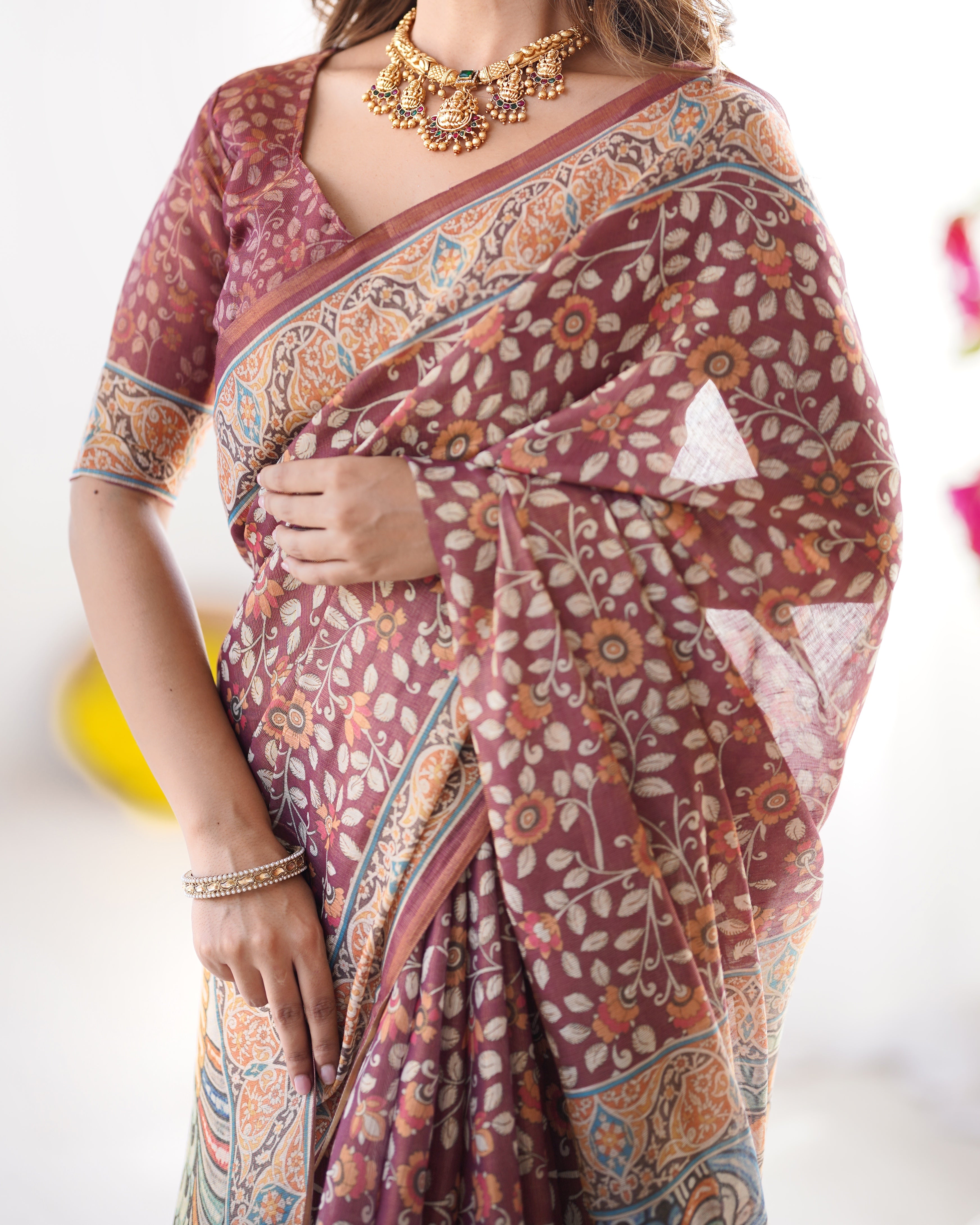Wine Maroon Handloom Floral Printed Saree