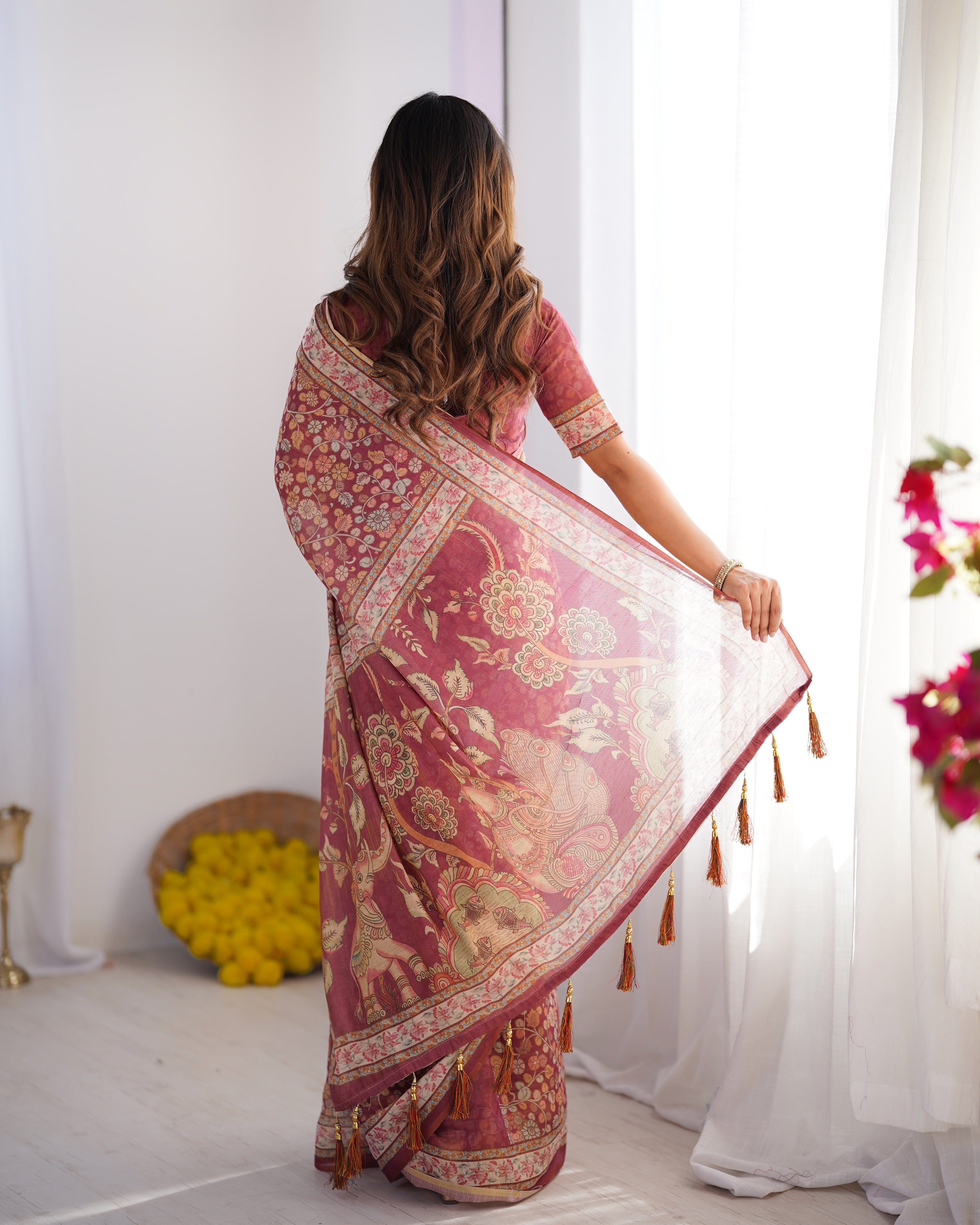 Wine Rose Handloom Printed Saree with Floral Vine Design
