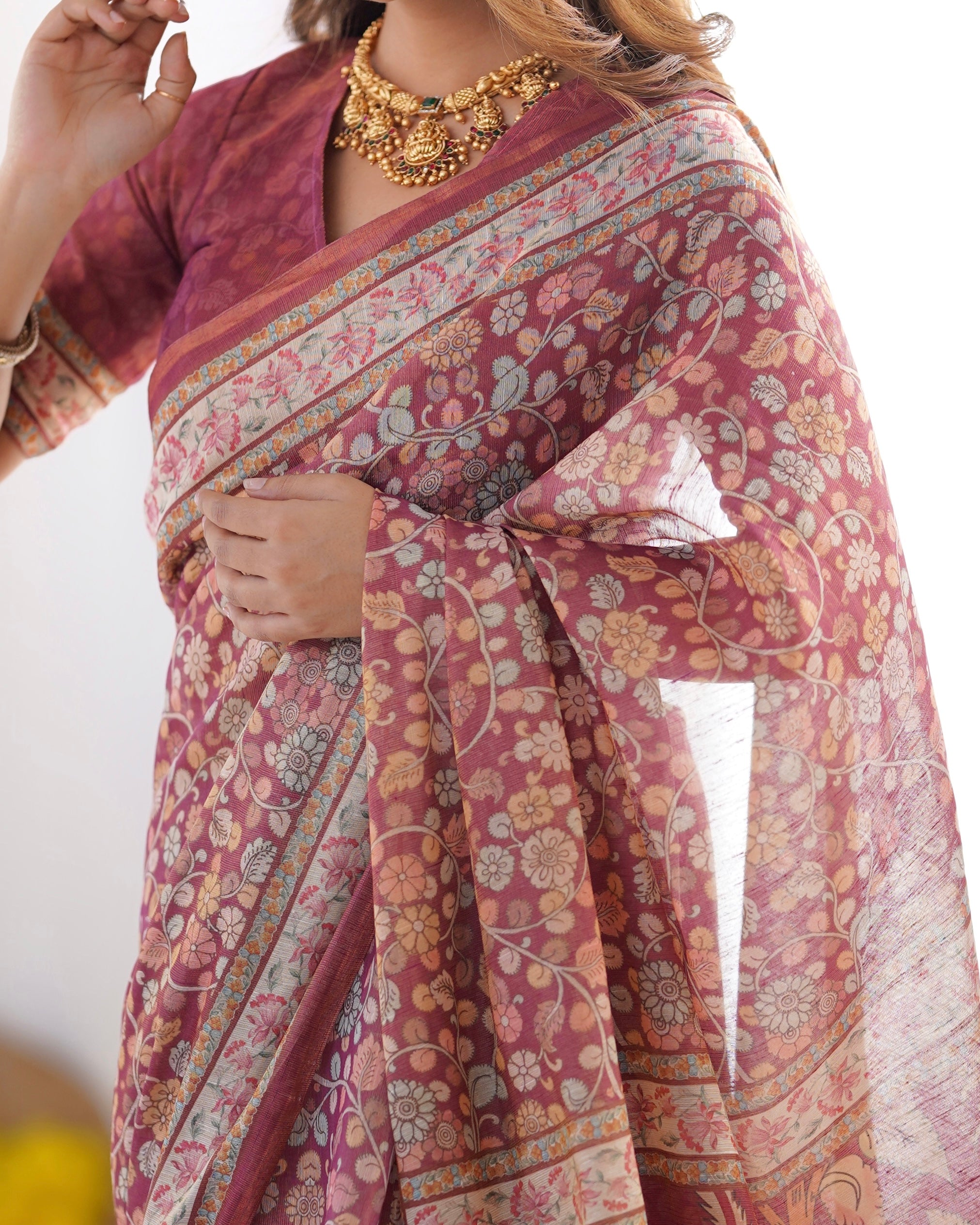 Wine Rose Handloom Printed Saree with Floral Vine Design