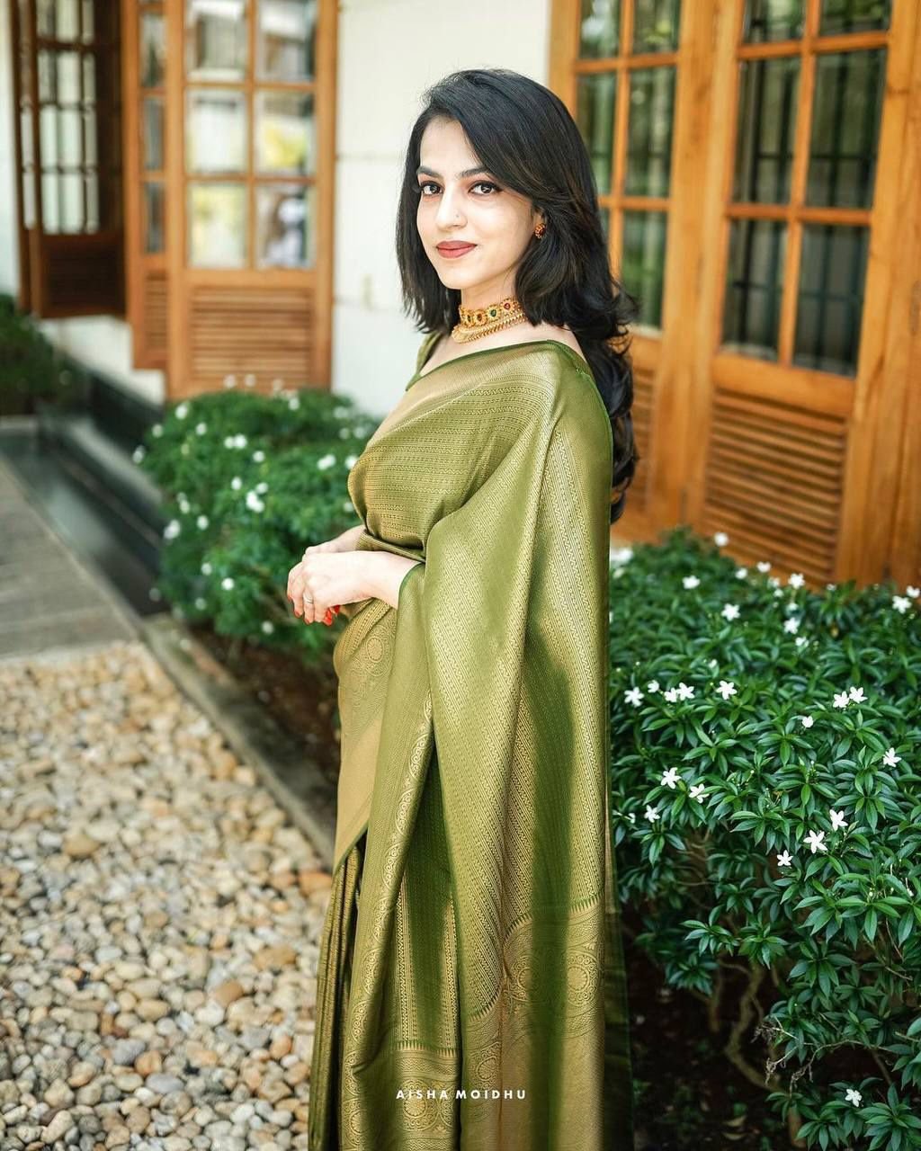 Leaf Green Jacquard Work Soft Lichi Silk Saree