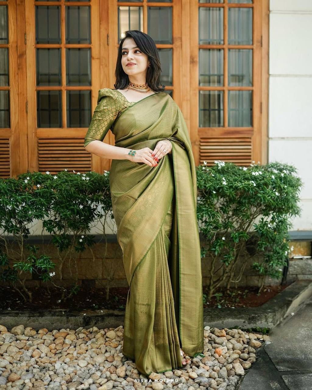 Leaf Green Jacquard Work Soft Lichi Silk Saree