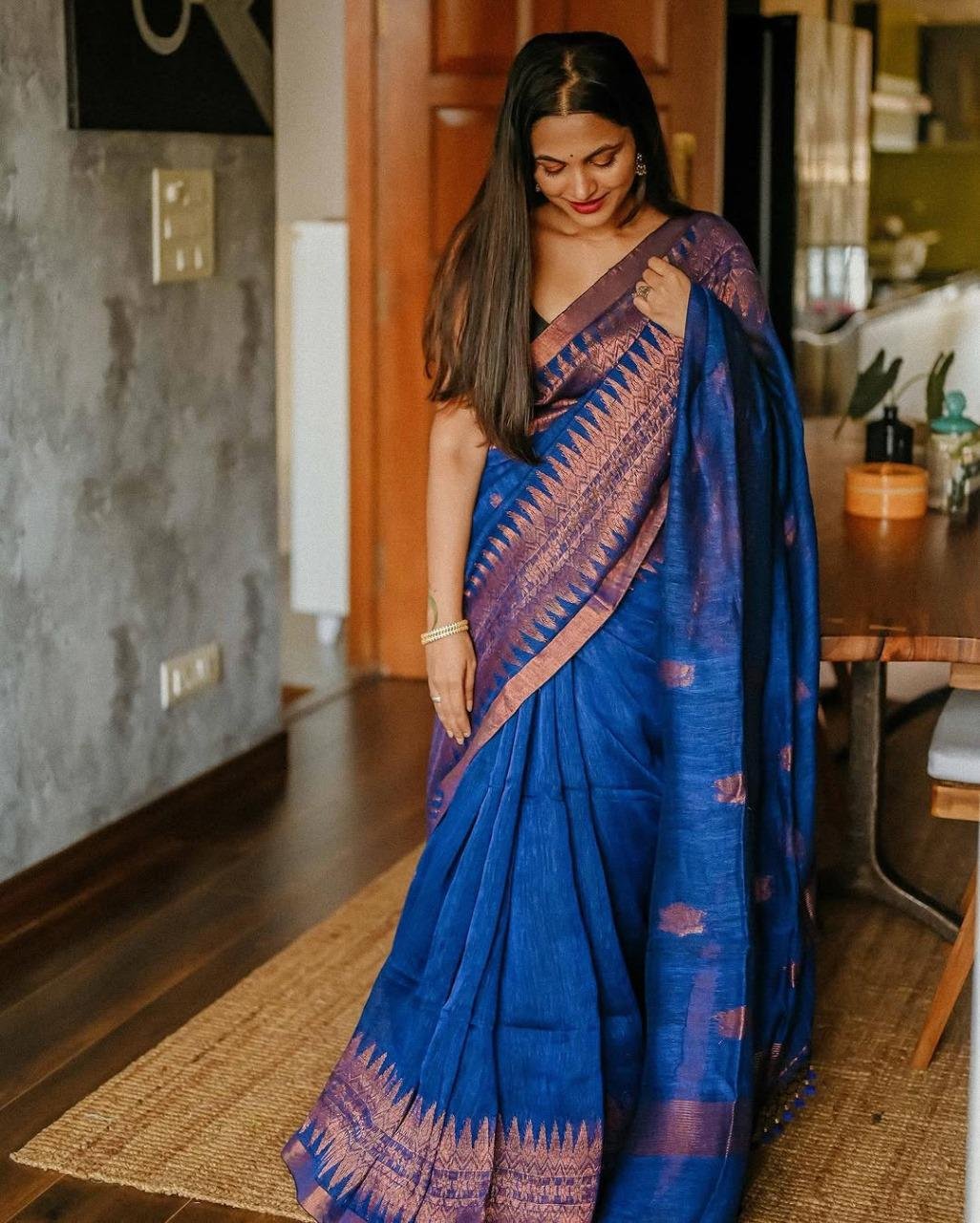 Navy Blue Jacquard Work Soft Lichi Silk Saree