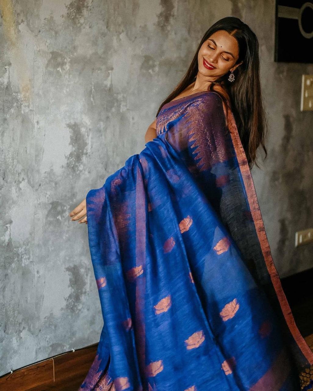 Navy Blue Jacquard Work Soft Lichi Silk Saree