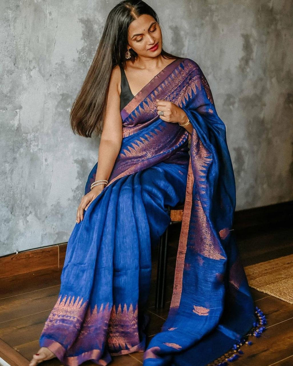 Navy Blue Jacquard Work Soft Lichi Silk Saree