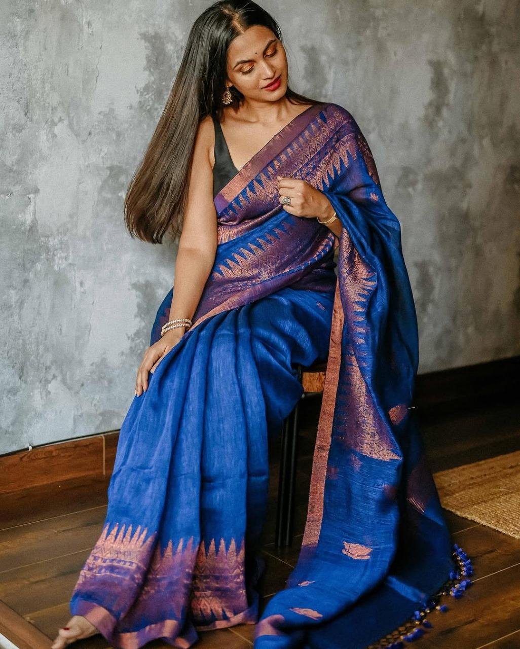Navy Blue Jacquard Work Soft Lichi Silk Saree
