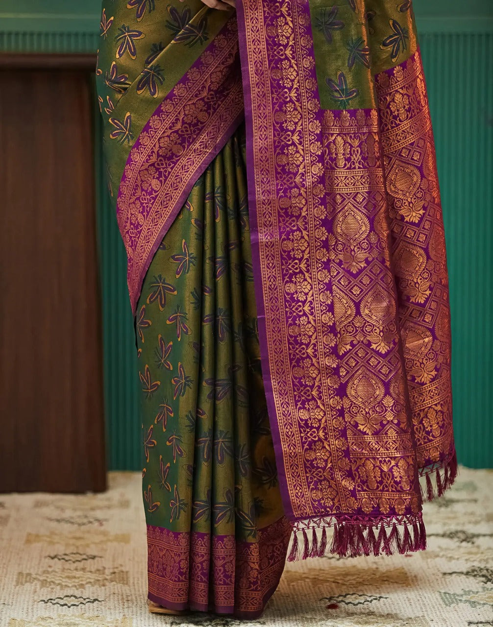 Leaf Green Designer Banarasi Soft Silk Saree